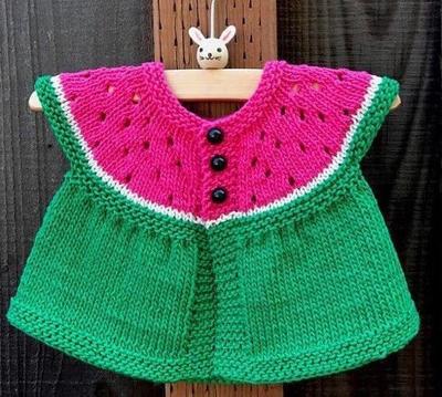漂亮的春季嬰兒開(kāi)衫 從上往下片織的簡(jiǎn)單方法